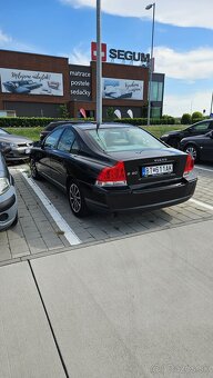 Volvo s60 2.4D 120kW 2007 momentum - 2