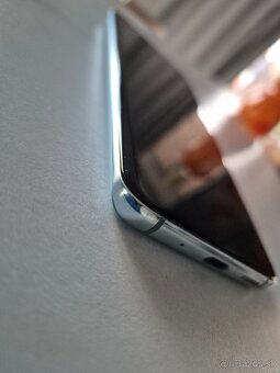 Samsung Galaxy S20 - 2