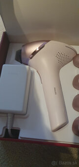 Philips Lumea IPL 9000 - 2