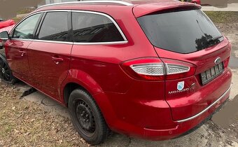 Zadné LED svetlo pravé kufor Ford Mondeo mk4 combi 2014 face - 2