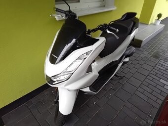 Predám Honda Pcx 125 biela - 2
