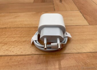 Apple 20W nabíjačka + Lightning kábel (1 m) - 2