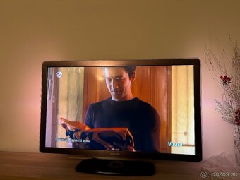 LED Full HD LCD TV Philips 40PFL7605H/12 - 2