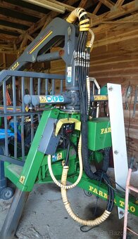 Vyvazecka vyvážecí vlek FARMA 10T ruka 6.3D dálkově ovládána - 2