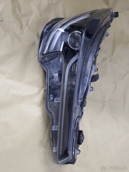 Toyota Corolla PP svetlo - 2