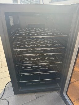 Vinoteka BAUMATIC BW28 - 2