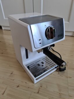 Kávovar DeLonghi pákový - 2