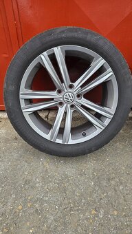 ORIGINÁLNE disky VW R18 Sebring - letné pneu - 2