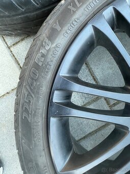 Škoda R18 225/40 R18 - 2