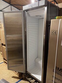 Predáme mrazničku Hoshizaki COMPACT F 420 RG L1 5W - 2