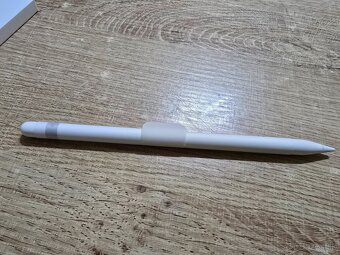 Apple pencil 1 generacie nepouzite zamenene na zaruku ofolio - 2