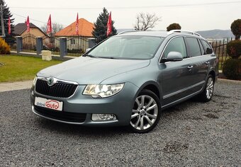 ŠKODA SUPERB COMBI 1.8 TSI 118kW ELEGANCE - XENON NAVI - 2