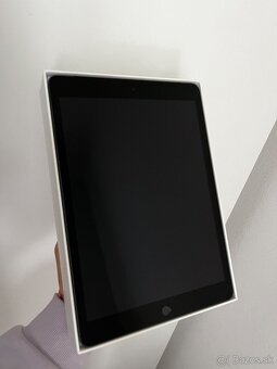 Apple iPad (9. generácia) 64GB Wi-Fi + Cellular + príslušens - 2
