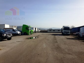 Na predaj priemyselný objekt s montovanou halou o rozlohe - 2