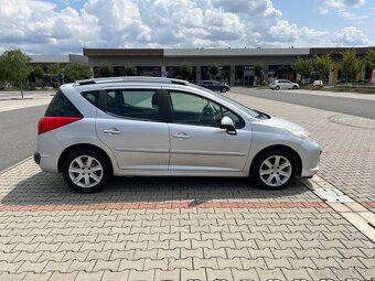 Peugeot 207 1.6 HDi 66kw SW panoramatická střecha - 2