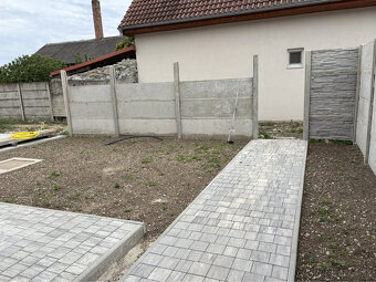 Posledný voľný samostatný byt s pozemkom a terasou, bezpečuj - 2