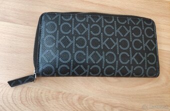 Peňaženka CK používaná - 2