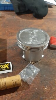 Honda xr 600 piest - 2