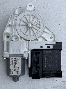 predné kľučky na VW Golf 5 plus - 2