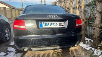 Predám zadný naraznik Audi - 2