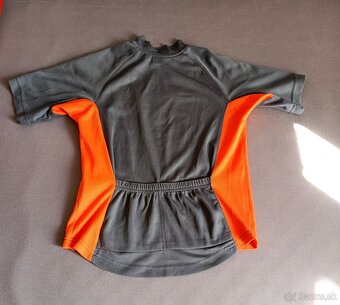 Funkčné cyklistické tričko na 8-9 r. - 2