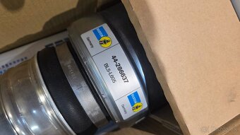 Vzduchový tlmič Mercedes E  W213 , C238 - 2