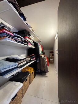 Velkometrážny slnečný byt na predaj - 2