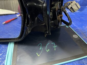 LAVE PREDNE ZRKADLO FORD FOCUS MK2 - 2