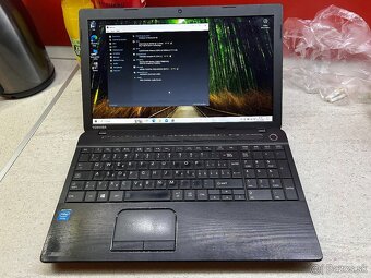 Toshiba Satellite C50 s 15,6"HD LCD,Intel 2x2,4ghz,4gb,500g - 2
