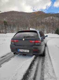 Predám v celku/rozpredám Alfa Romeo 156 sw - 2