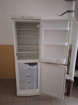 Chladnička s mraznickou - 2