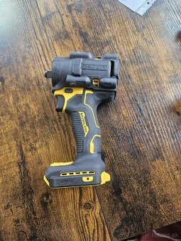 Dewalt - 2