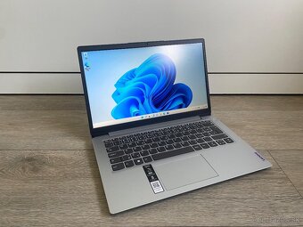 Predám notebook Lenovo - 2