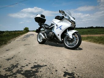 Honda VFR 1200F 2011 - 2
