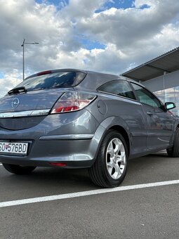 Opel Astra H GTC - 2