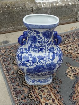 dekoratívne porcelánové vázy a kvetináče v štýle modro-biele - 2