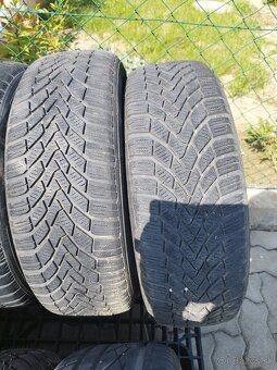 Predám plášť Continental 195/65 R15 - 2