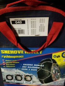 Puklice Renault R17 A zimné pneu 195/65R15 - 2