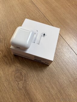 Apple airpods 1. gen - 2