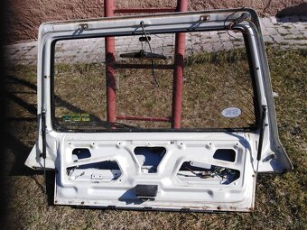 zadne dvere  napravy skoda favorit - 2