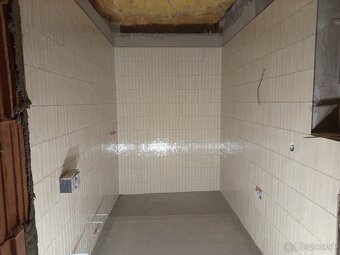 Obklady a dlažby - 2