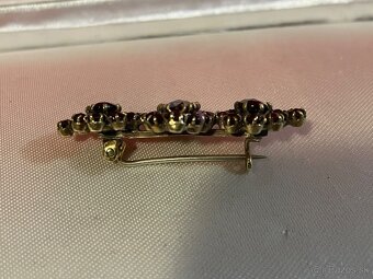 starožitna brošňa Český granát - 2