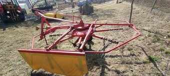 Zhrňovač-zhrabovač - 2