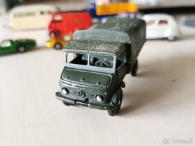 Dinky toys Mercedes Unimog - 2