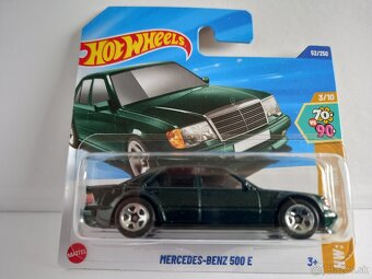 MATCHBOX - HOT WHEELS - MERCEDES - 2