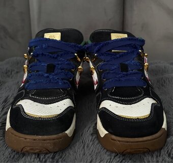 Vans - 2