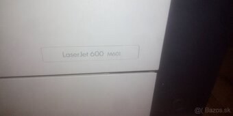 Tlačiareň HP LaserJet 600 M601 - 2
