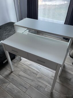 Predám moderný výsuvný písací stôl - 2