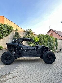 CAN-AM MAVERICK X3 Turbo RS - 2