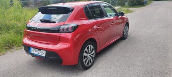 Peugeot 208 1.2 benzín - 2
